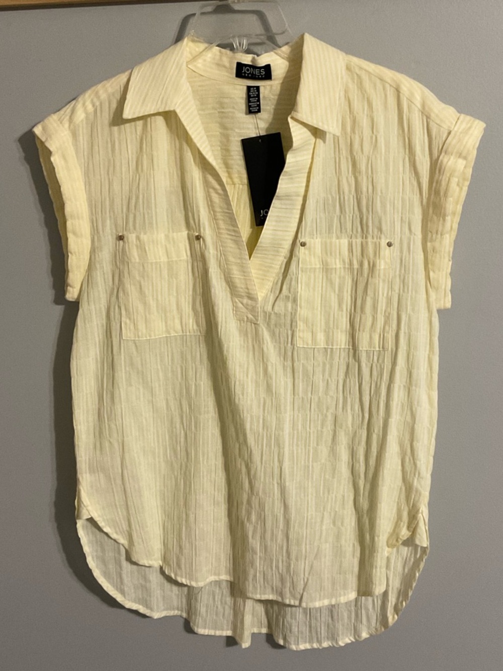 NWT Jones New York Yellow & White Striped V-Neck Blouse Hi-Low Medium